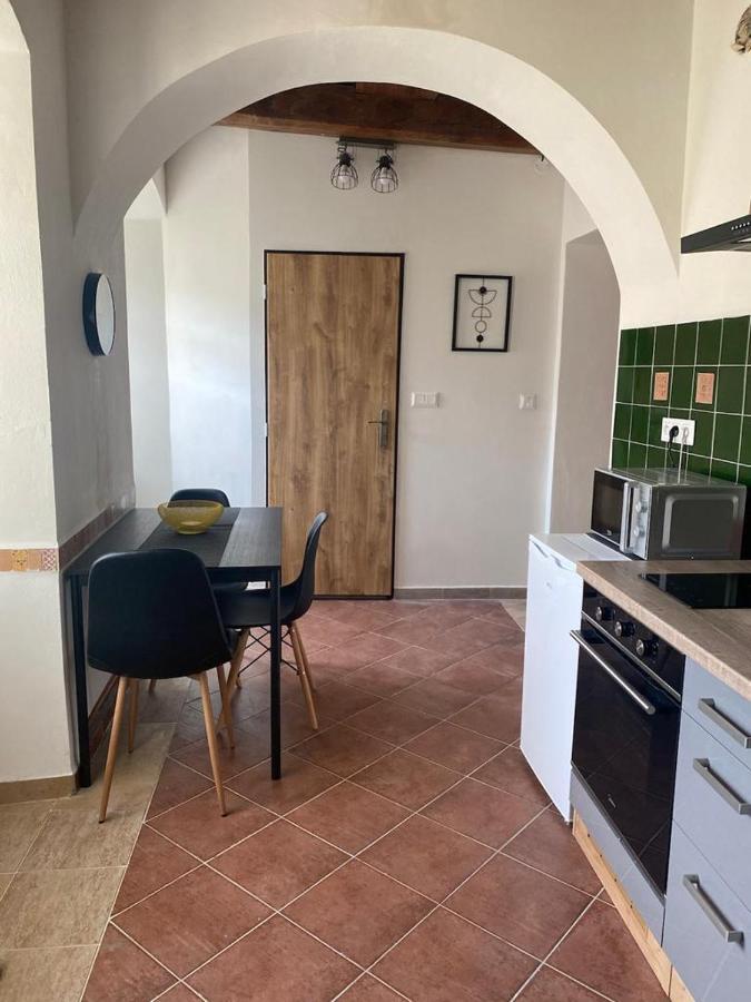 Vila Lucia - Apartman 1 Plzen Bagian luar foto