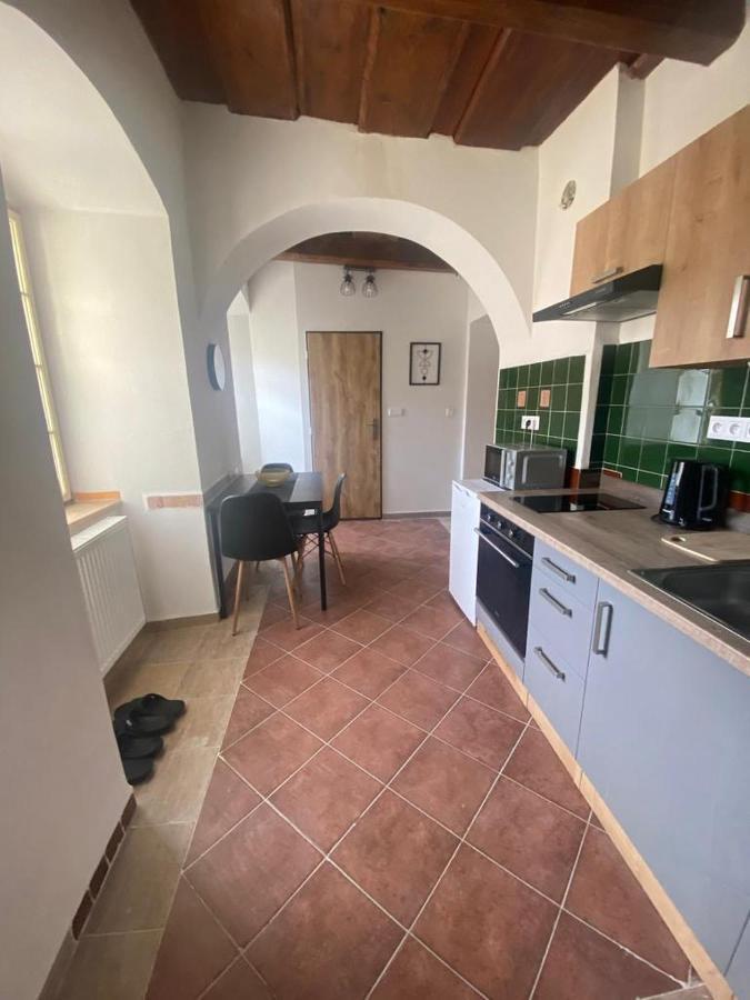 Vila Lucia - Apartman 1 Plzen Bagian luar foto