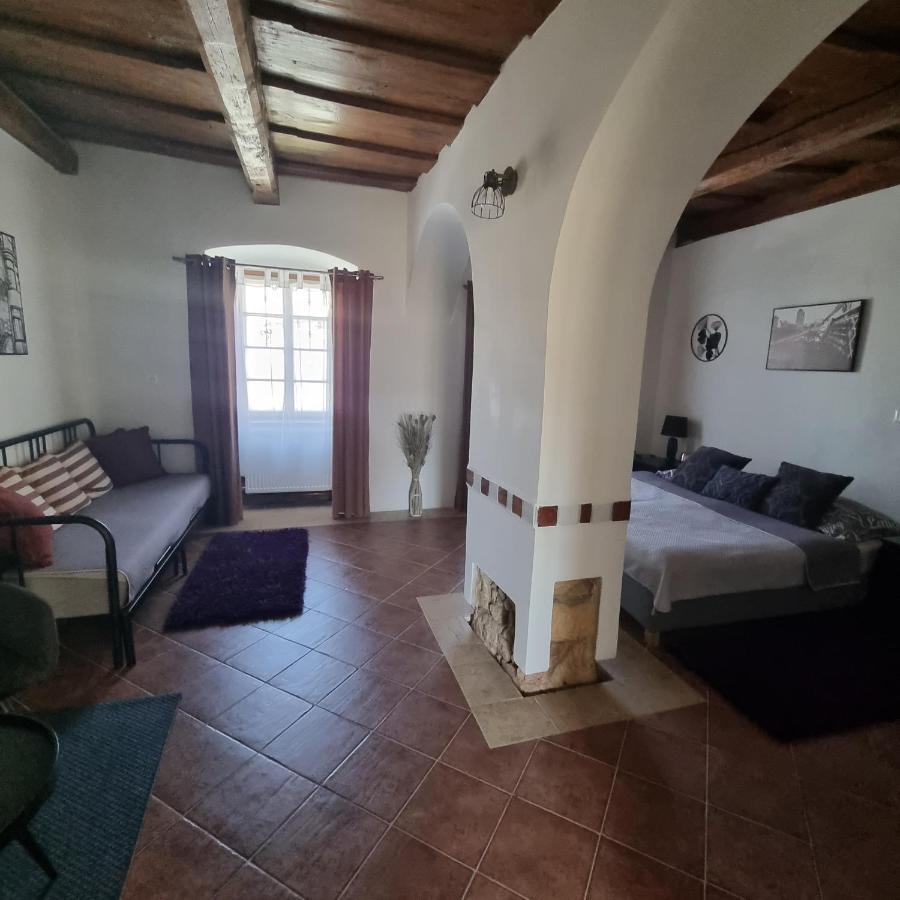 Vila Lucia - Apartman 1 Plzen Bagian luar foto