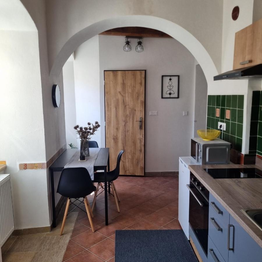 Vila Lucia - Apartman 1 Plzen Bagian luar foto