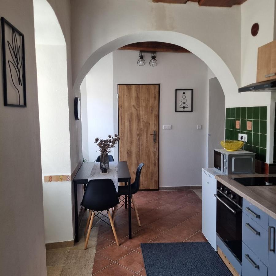 Vila Lucia - Apartman 1 Plzen Bagian luar foto